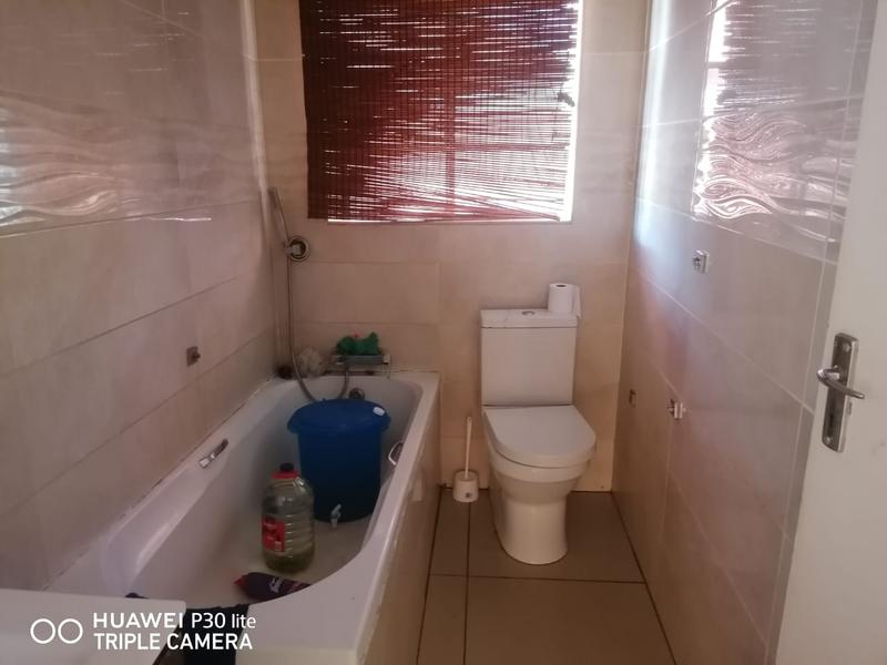 To Let 3 Bedroom Property for Rent in Geelhoutpark North West